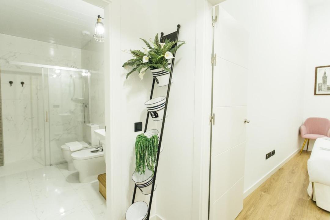 Ferienwohnung Modern With Seasonal Swimming Pool- 1Bd 1Bth- Goyeneta Sevilla Exterior foto